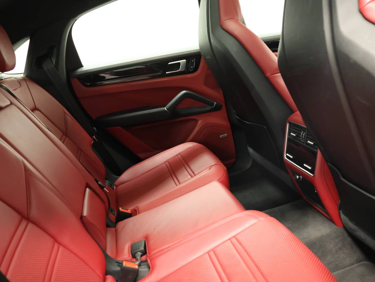 Cayenne V6 (100) image 25