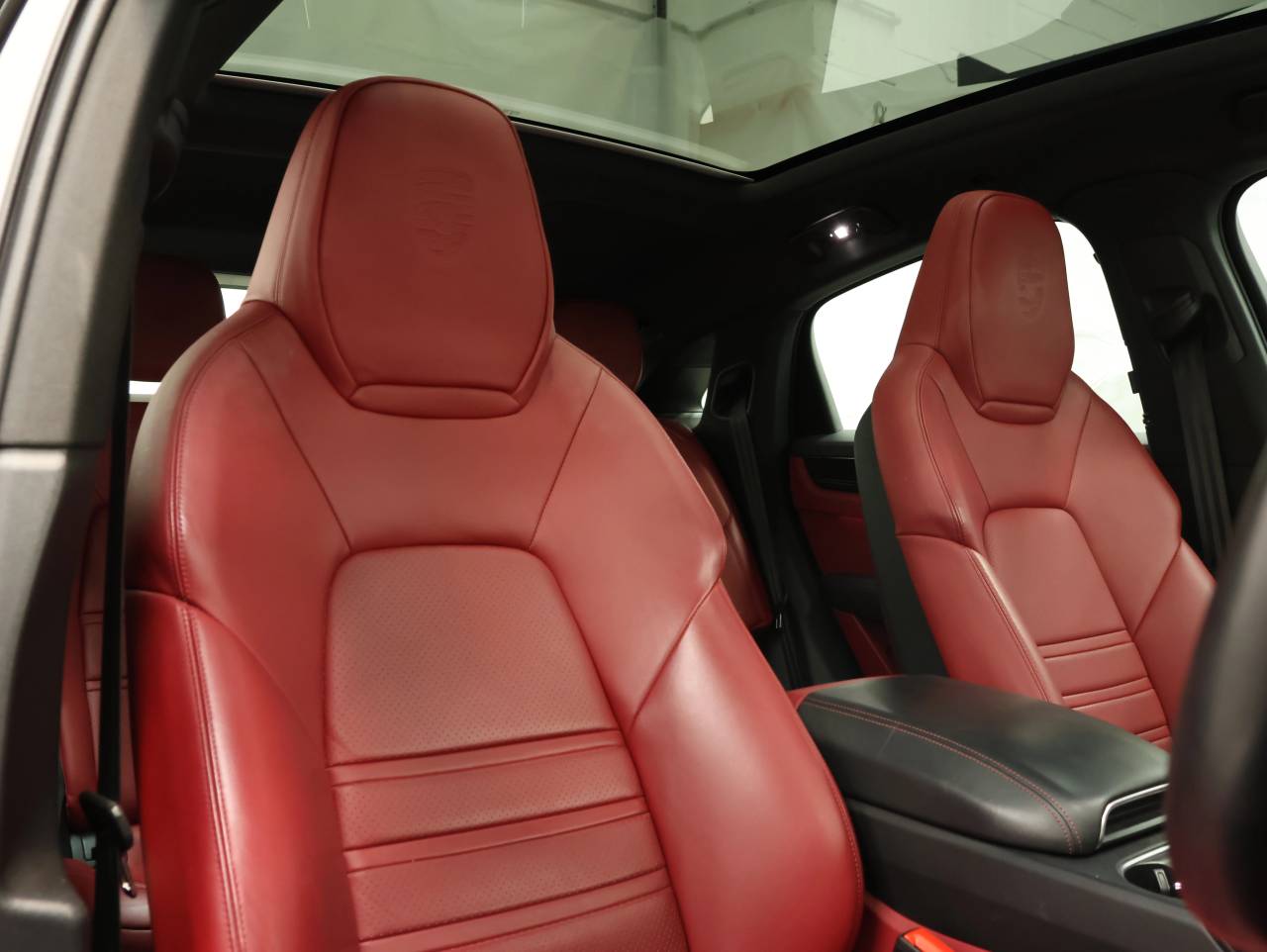 Cayenne V6 (100) image 22