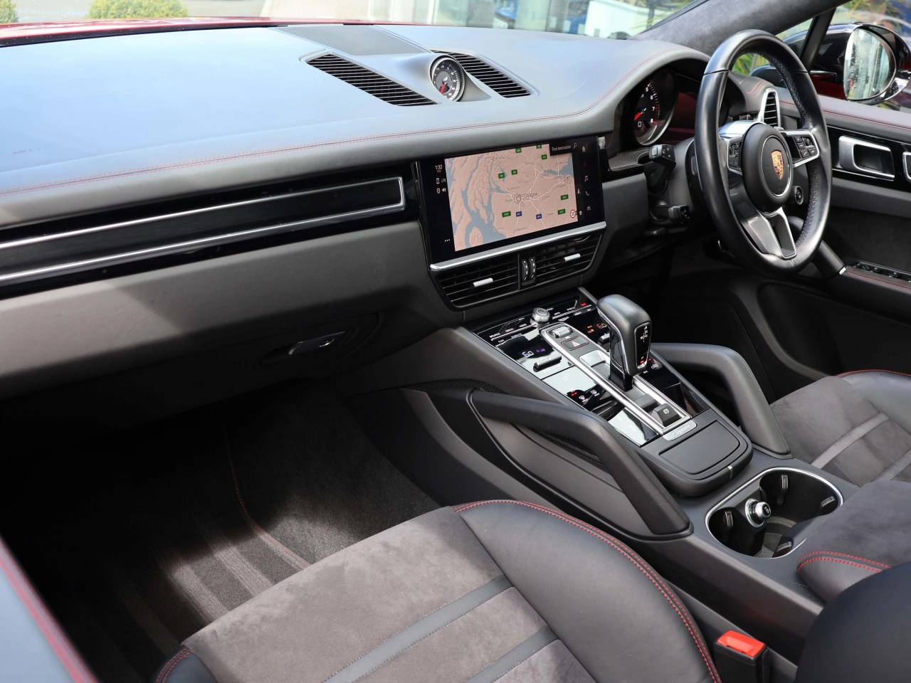Cayenne GTS TIPTRONIC (14) image 17