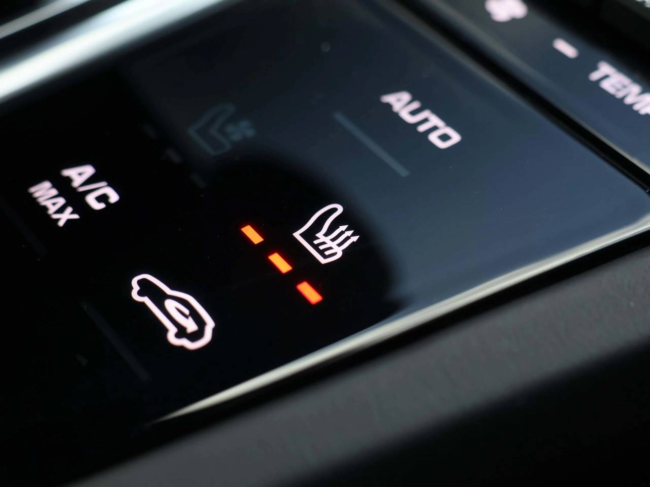 Cayenne GTS TIPTRONIC (14) image 26