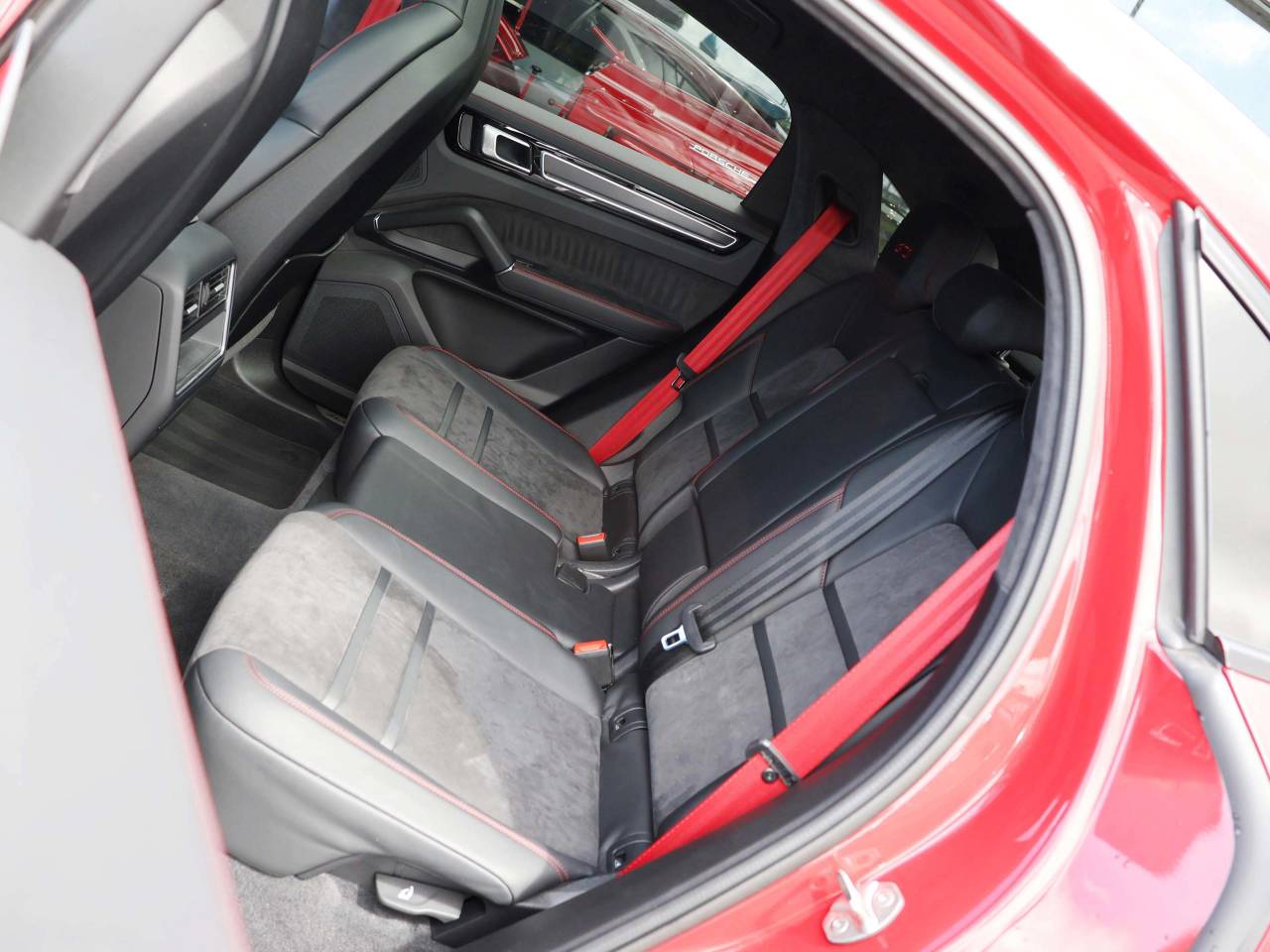 Cayenne GTS TIPTRONIC (14) image 21