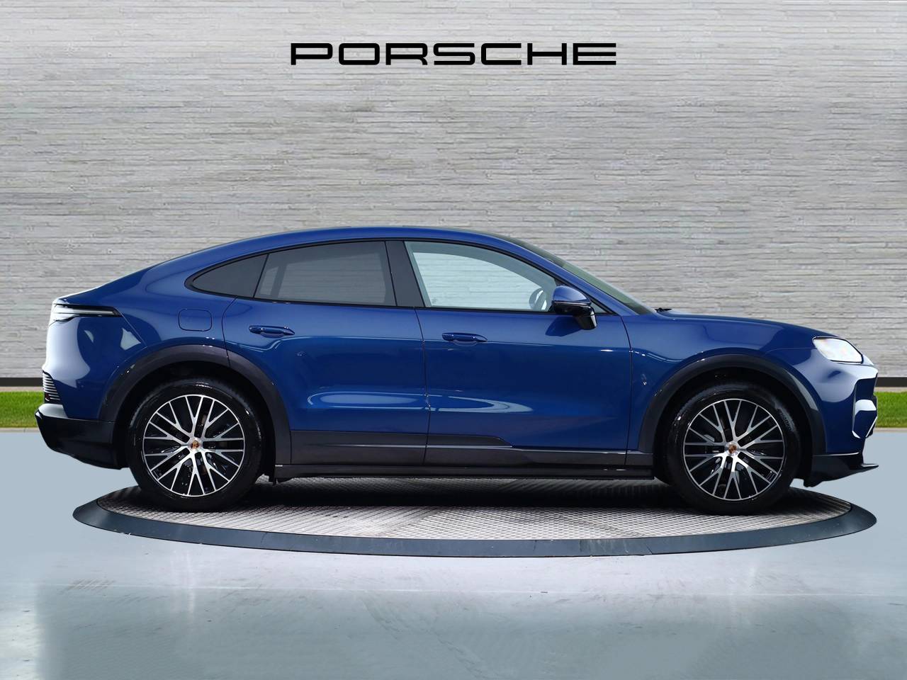 Cayenne (73) image 10