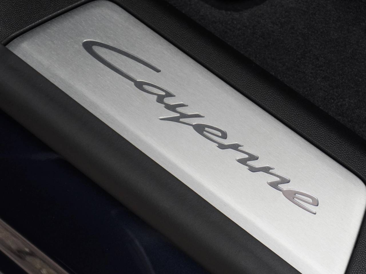 Cayenne (28) image 60