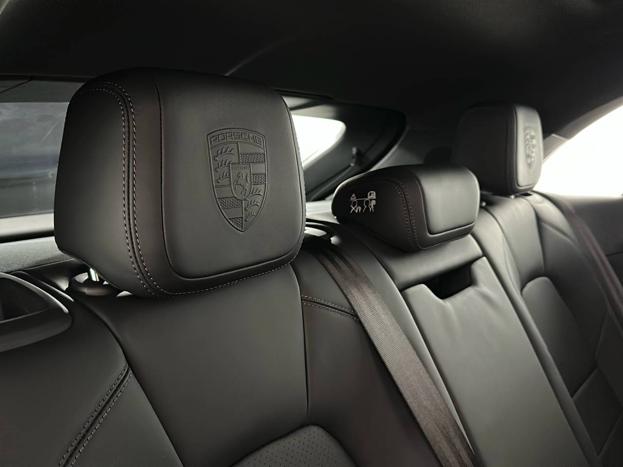 Macan BASE (10) image 28