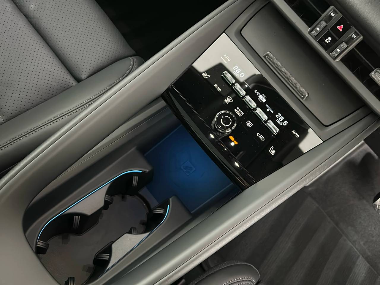 Macan BASE (10) image 05