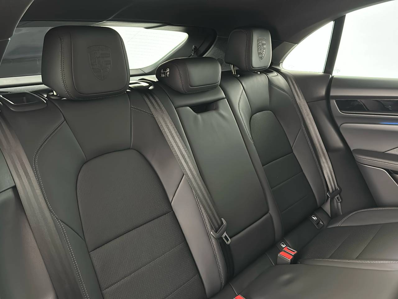 Macan BASE (10) image 24