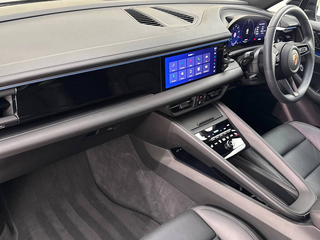 Macan 4S (4) image 28