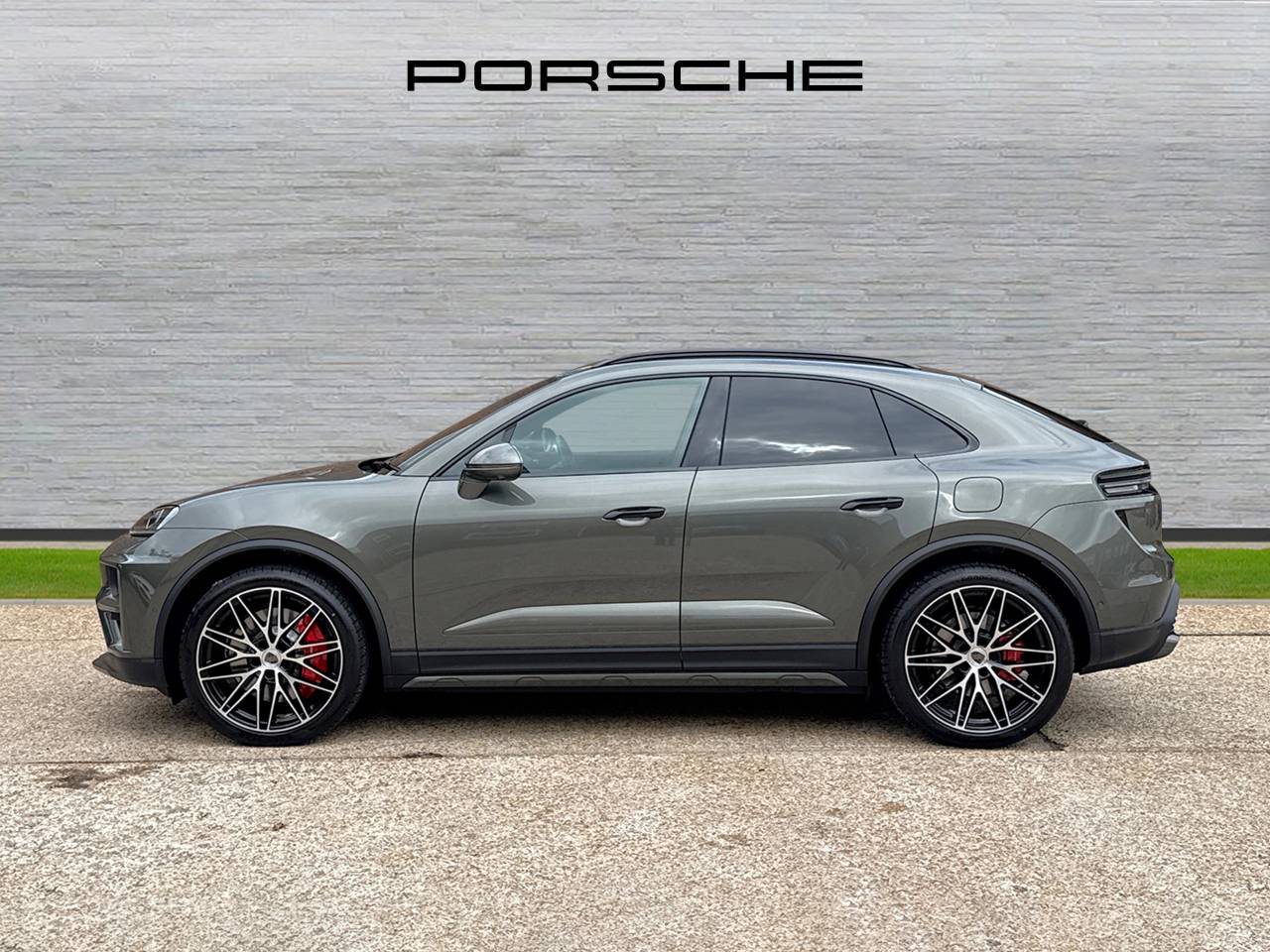 Macan TURBO (1) image 08
