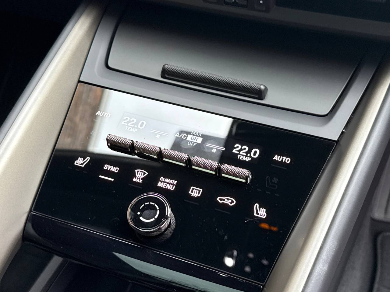 Macan TURBO (1) image 24