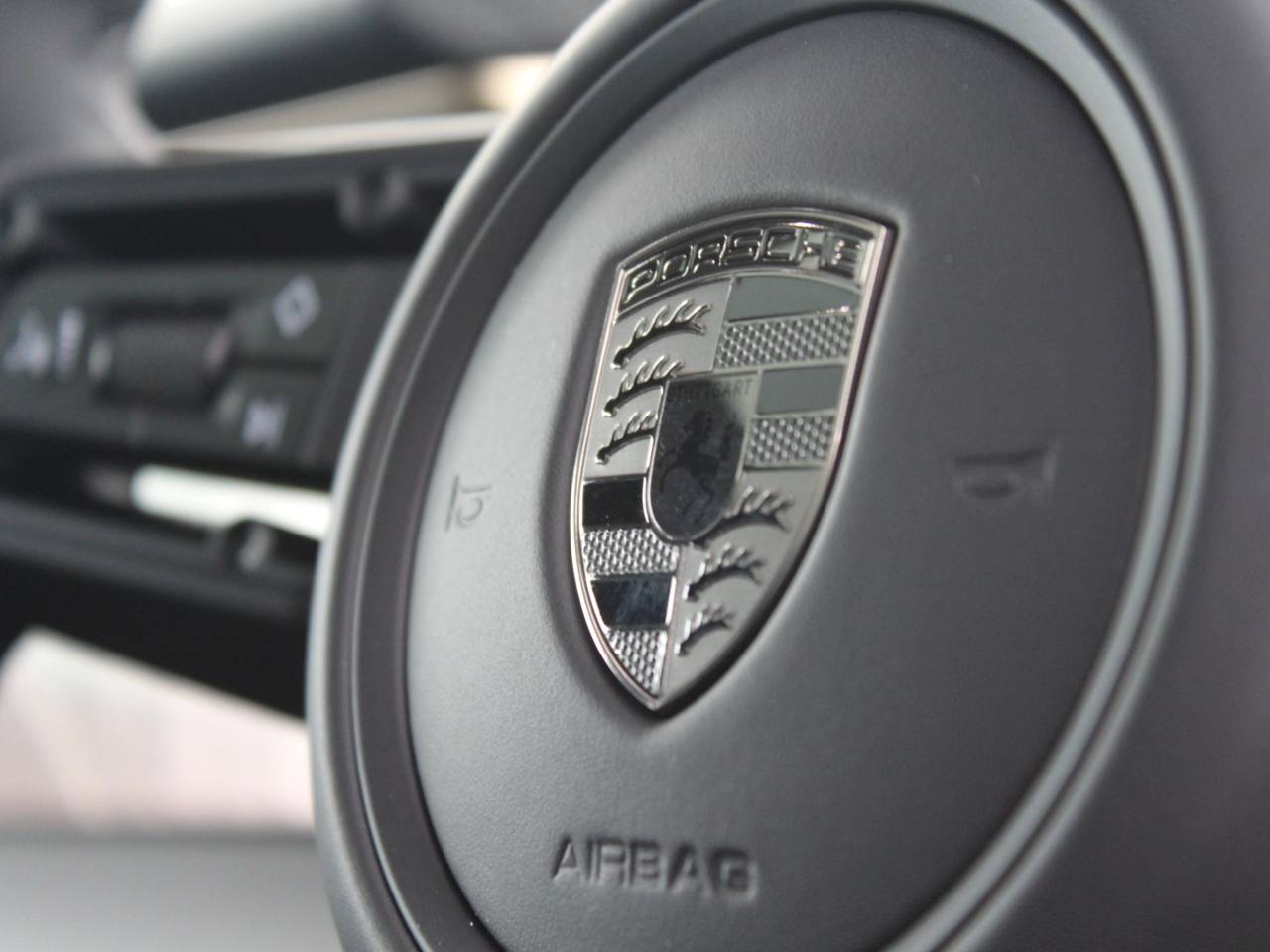 Macan (29) image 31