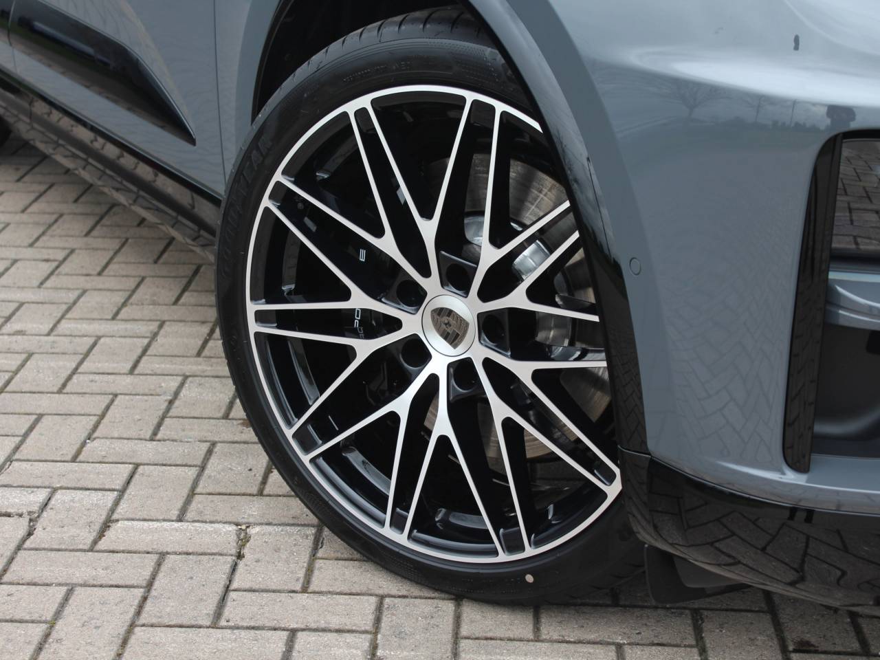 Macan (29) image 12