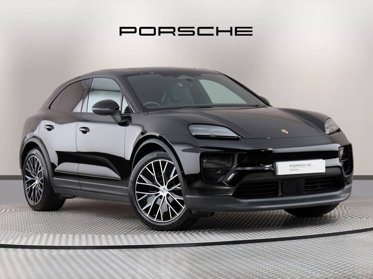 Macan 4