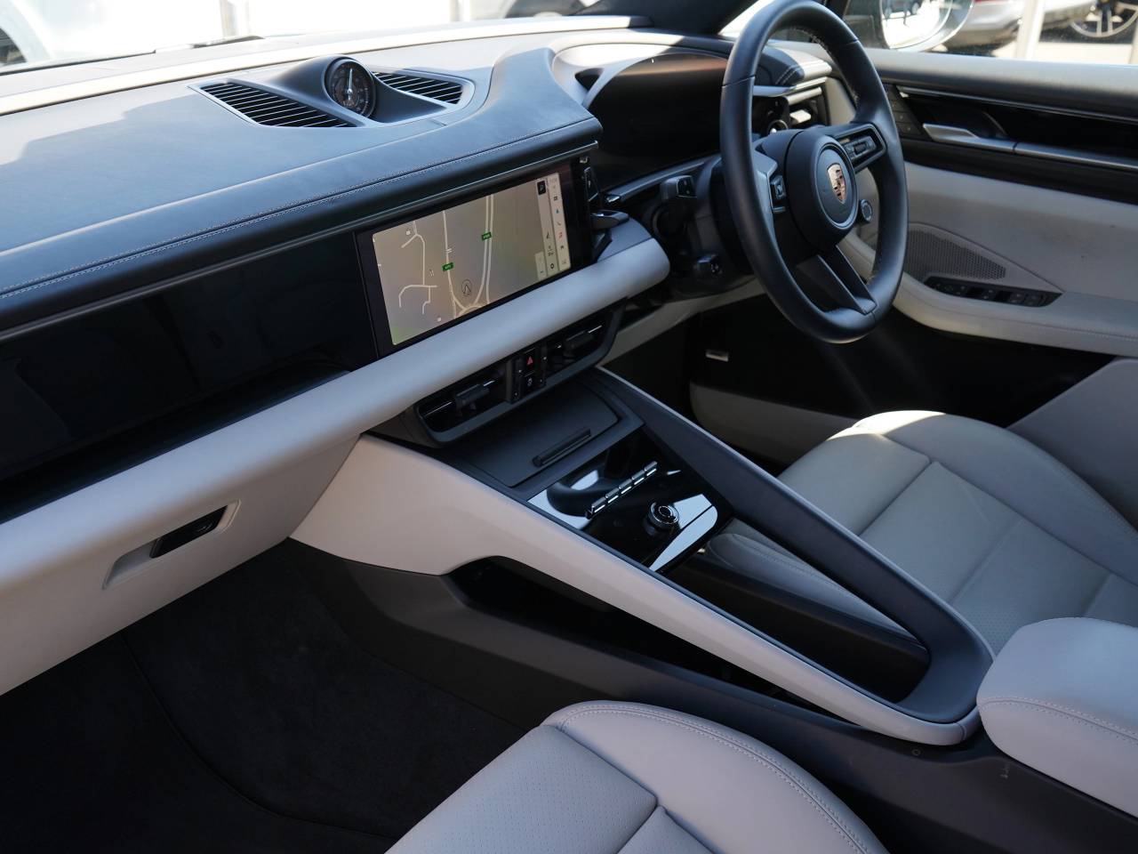 Macan BASE (9) image 33