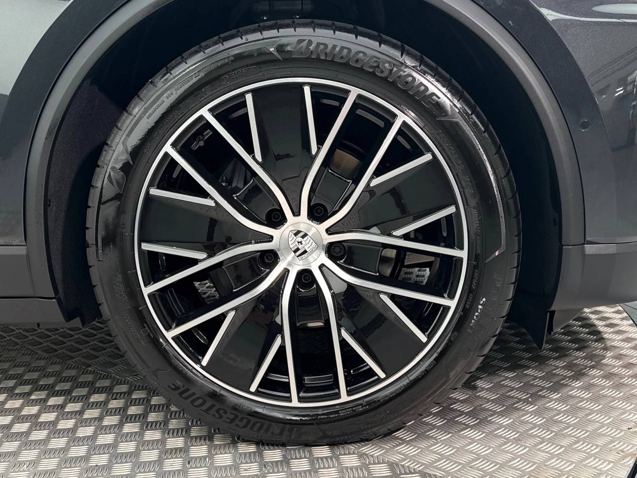 Macan (87) image 35