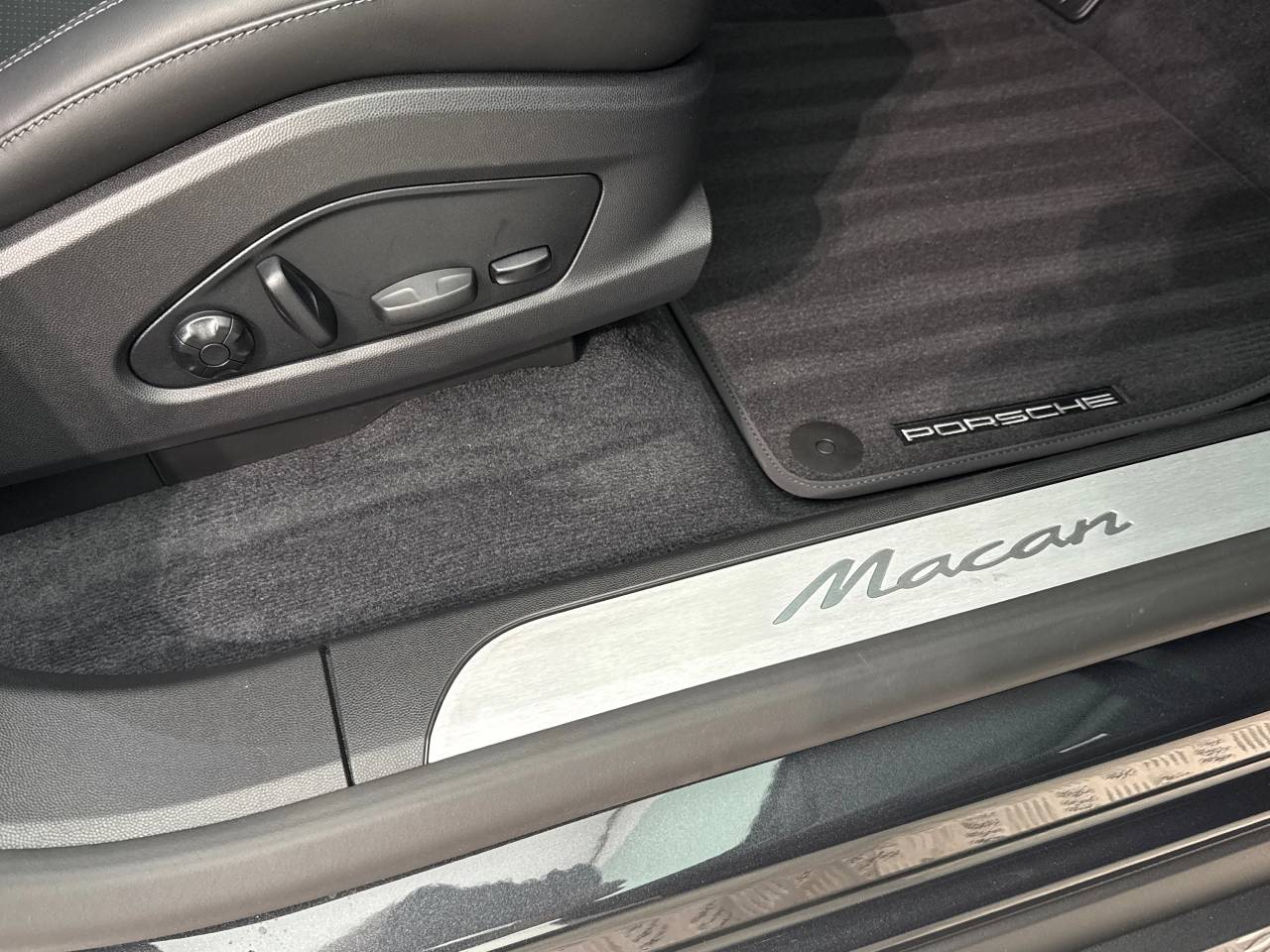 Macan (87) image 38