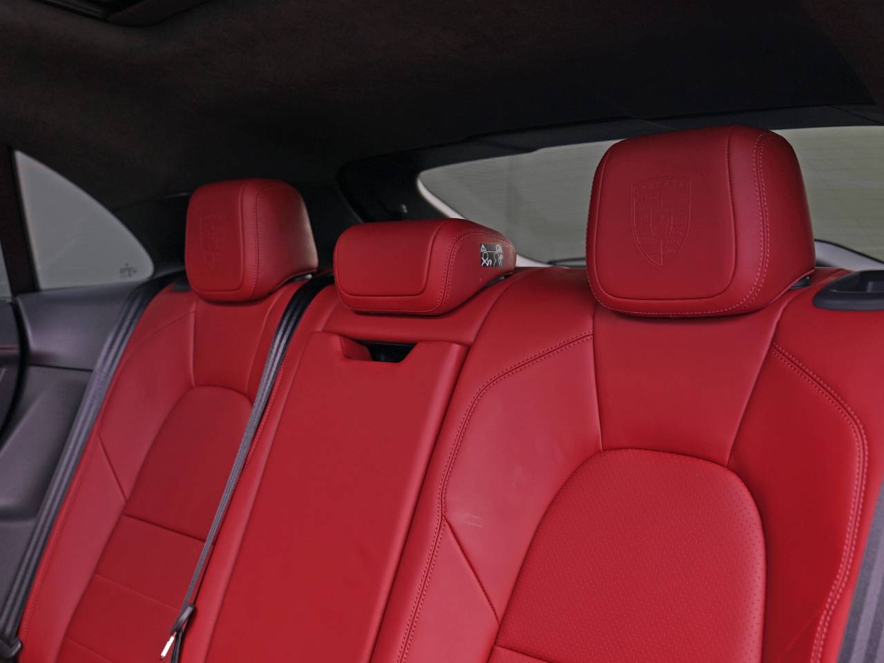 Macan TURBO (5) image 25