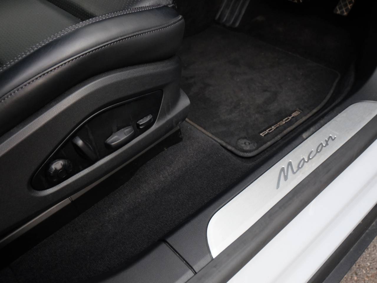 Macan BASE (5) image 25