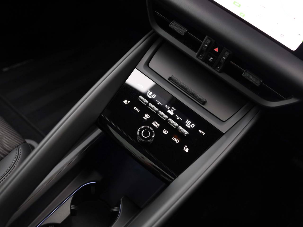 Macan (24) image 23