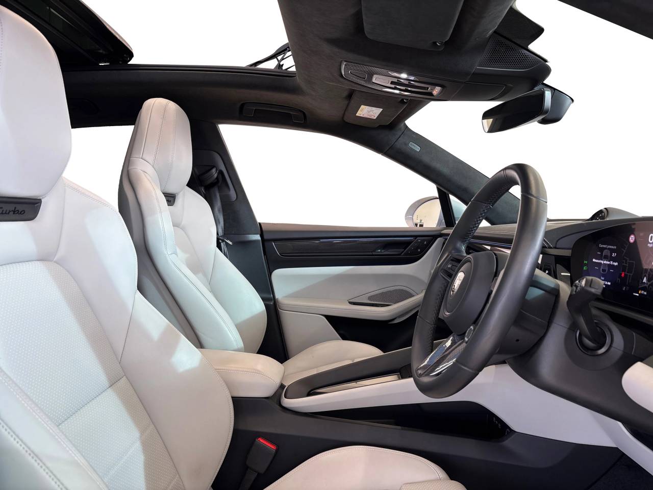 Macan TURBO (1) image 26