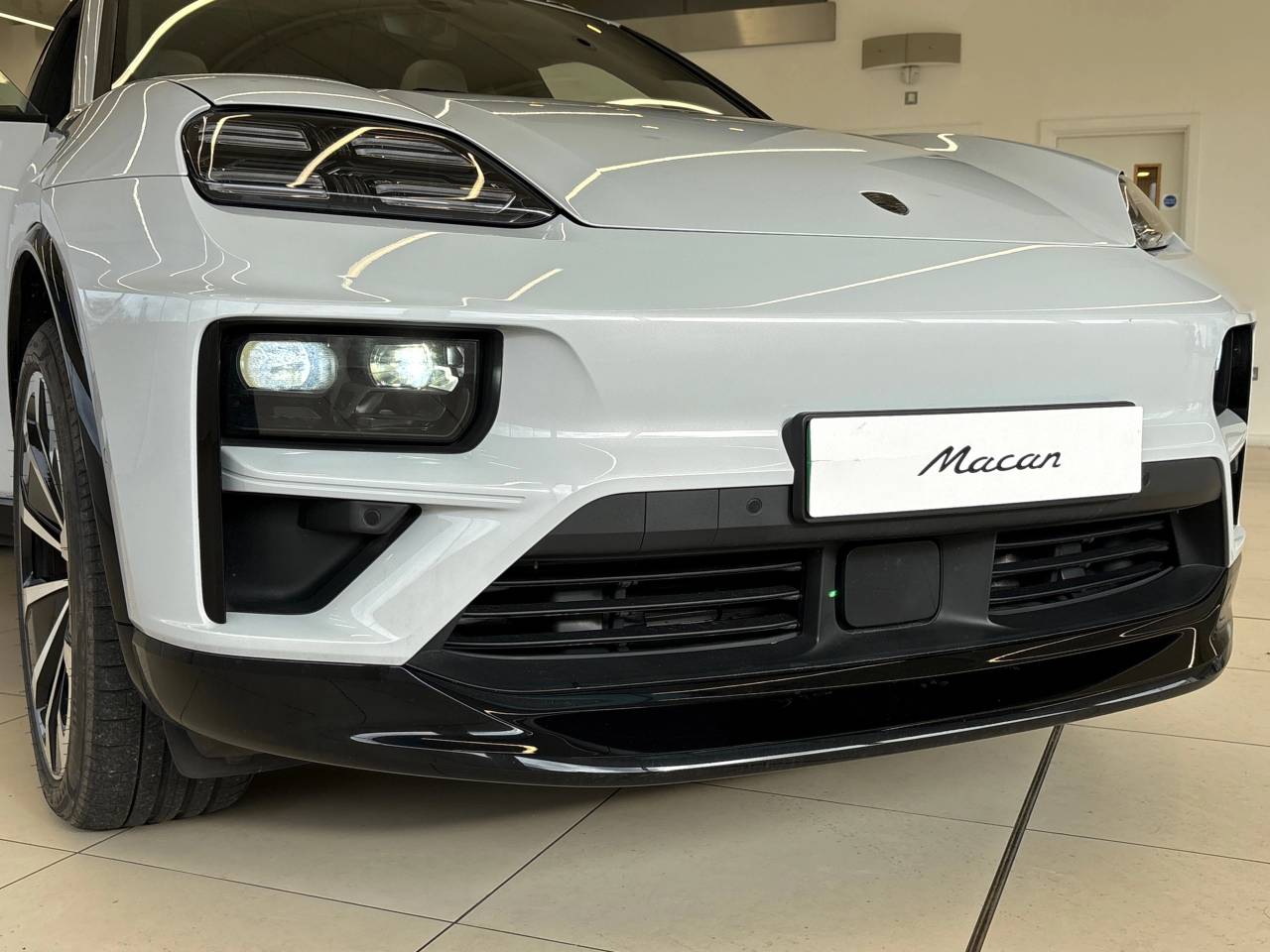 Macan TURBO (1) image 19