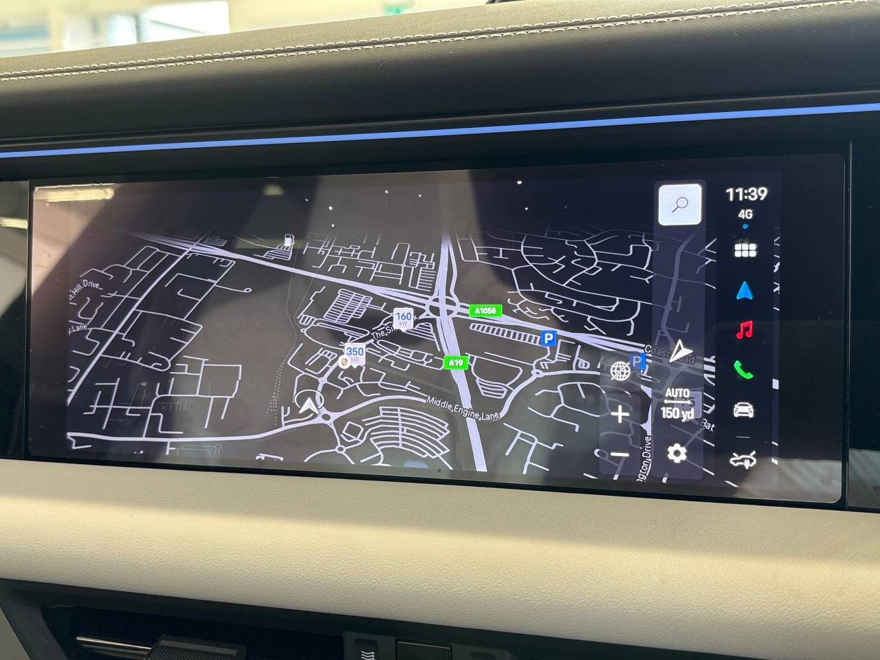 Macan TURBO (1) image 31