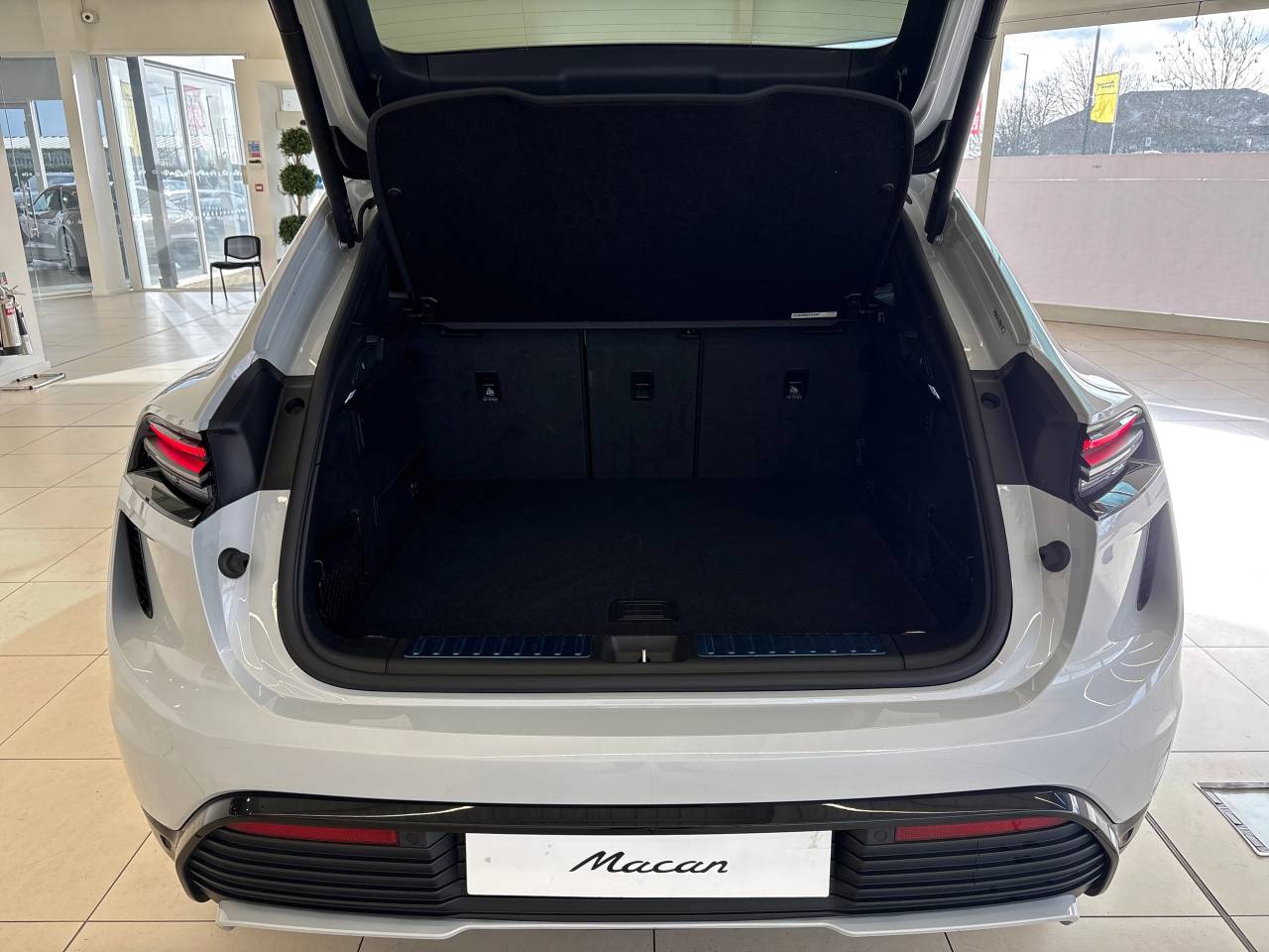 Macan TURBO (1) image 45