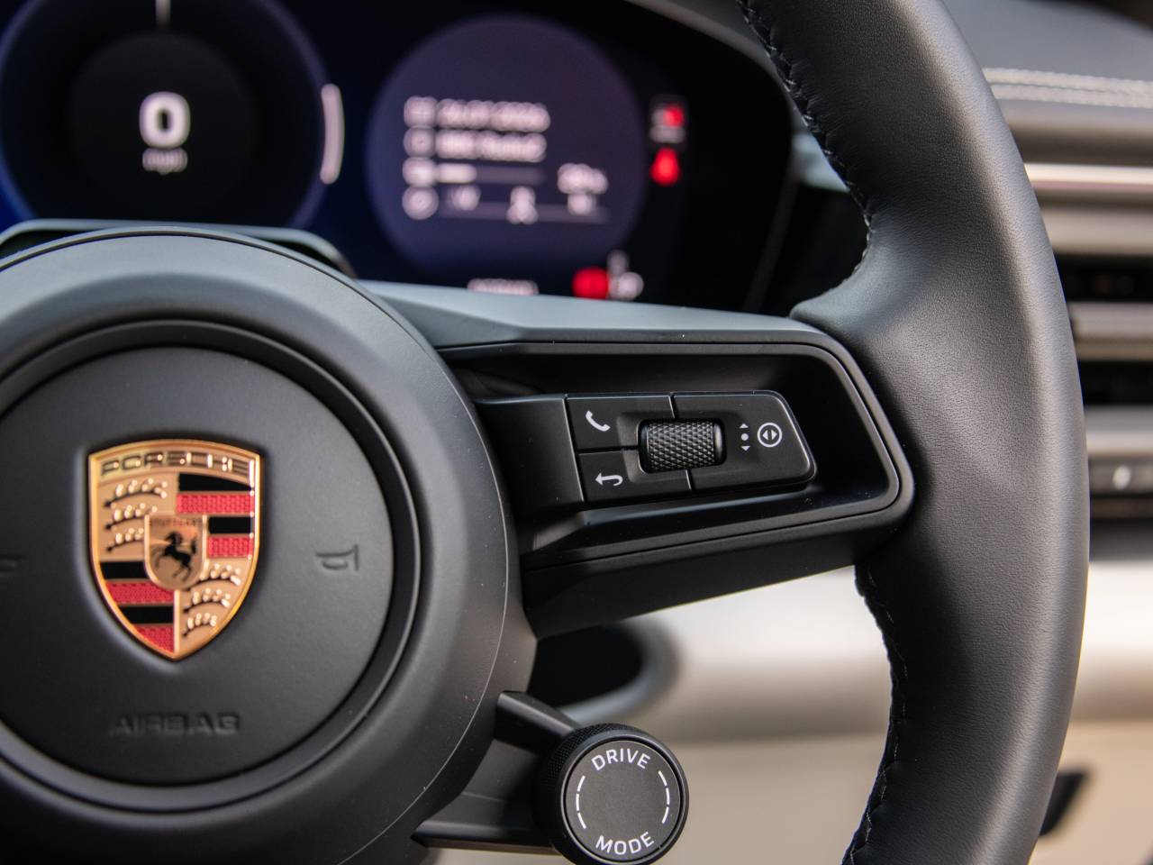 Macan 4S (3) image 37