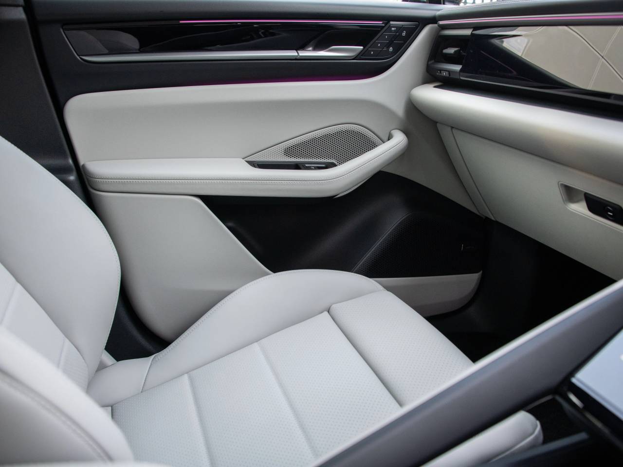 Macan 4S (3) image 39