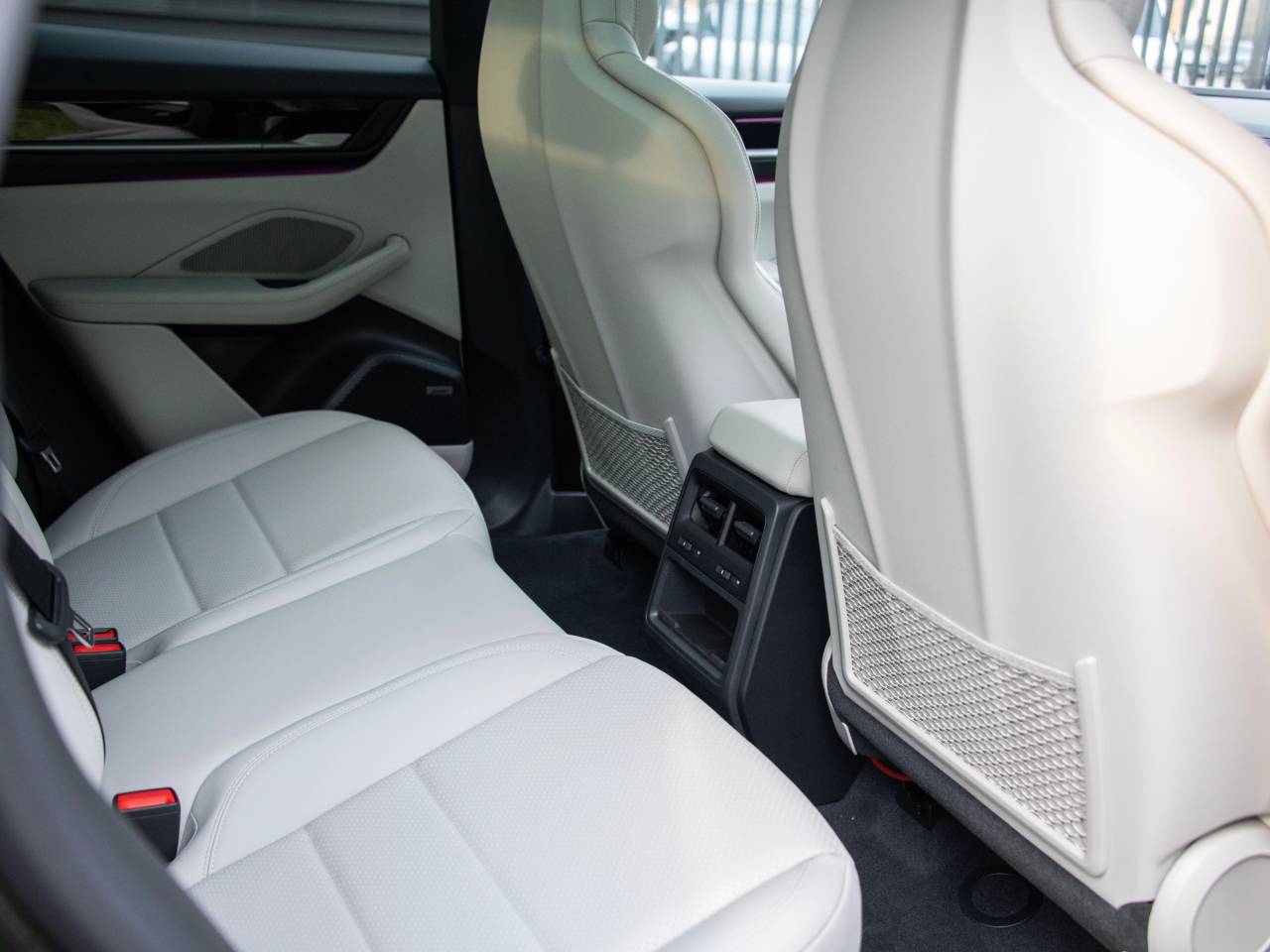 Macan 4S (3) image 32