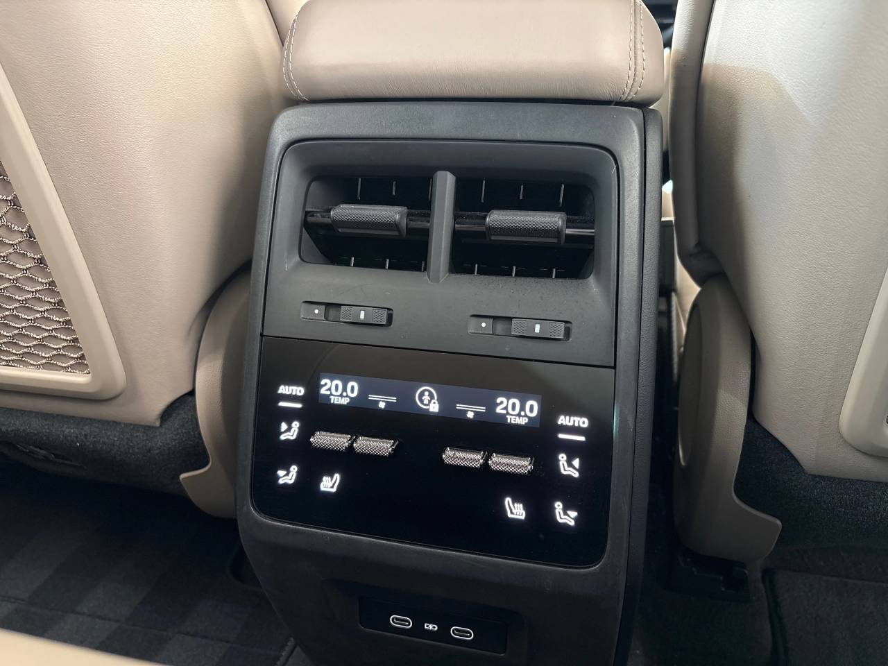 Macan TURBO (3) image 40