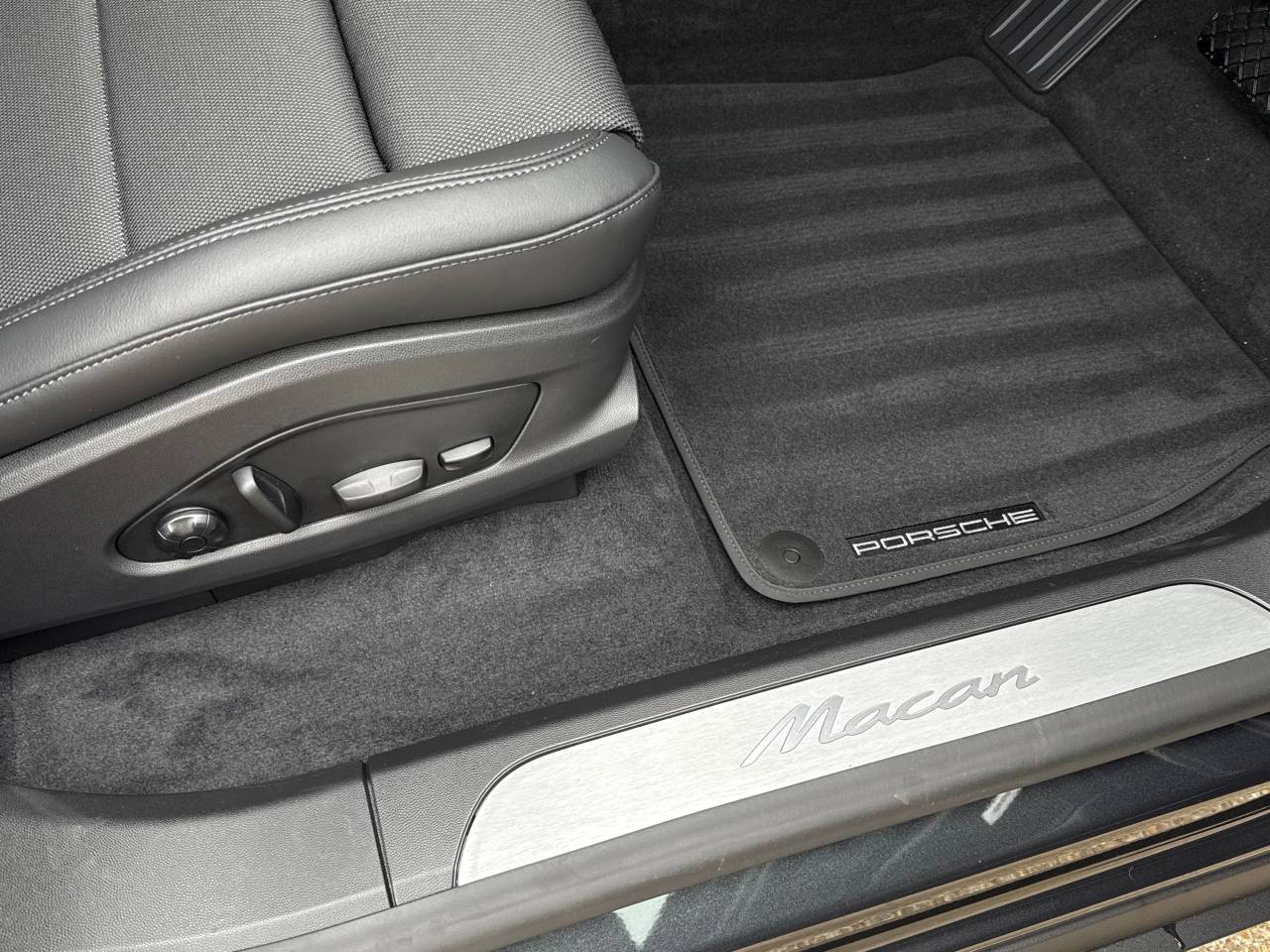 Macan BASE (7) image 26