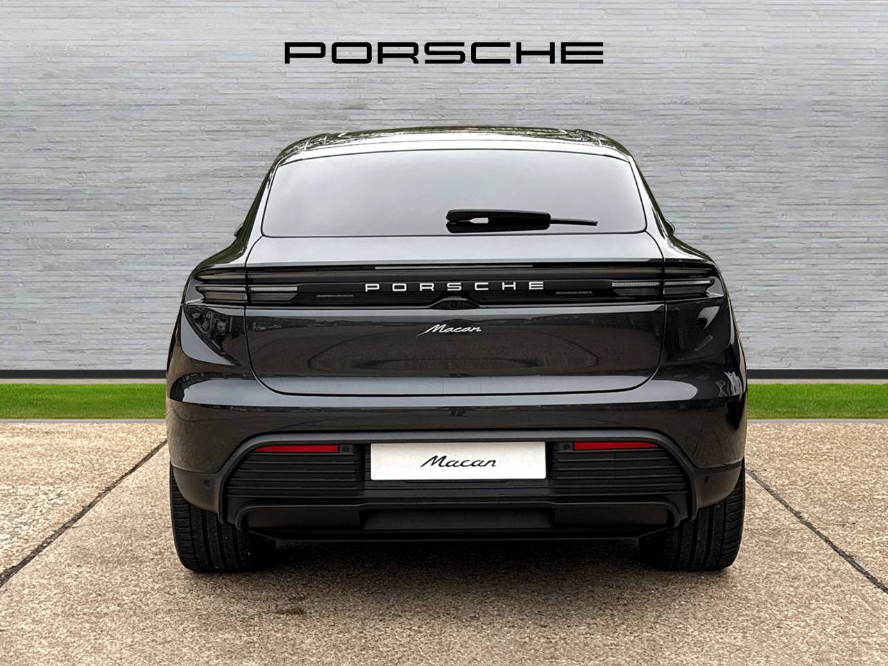 Macan BASE (7) image 06