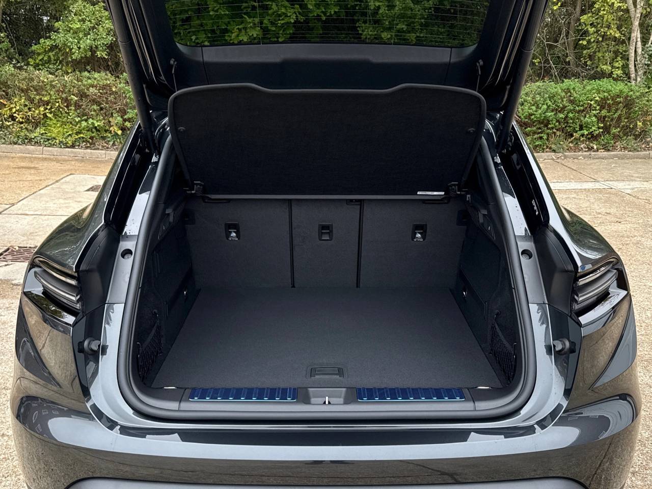 Macan BASE (7) image 15