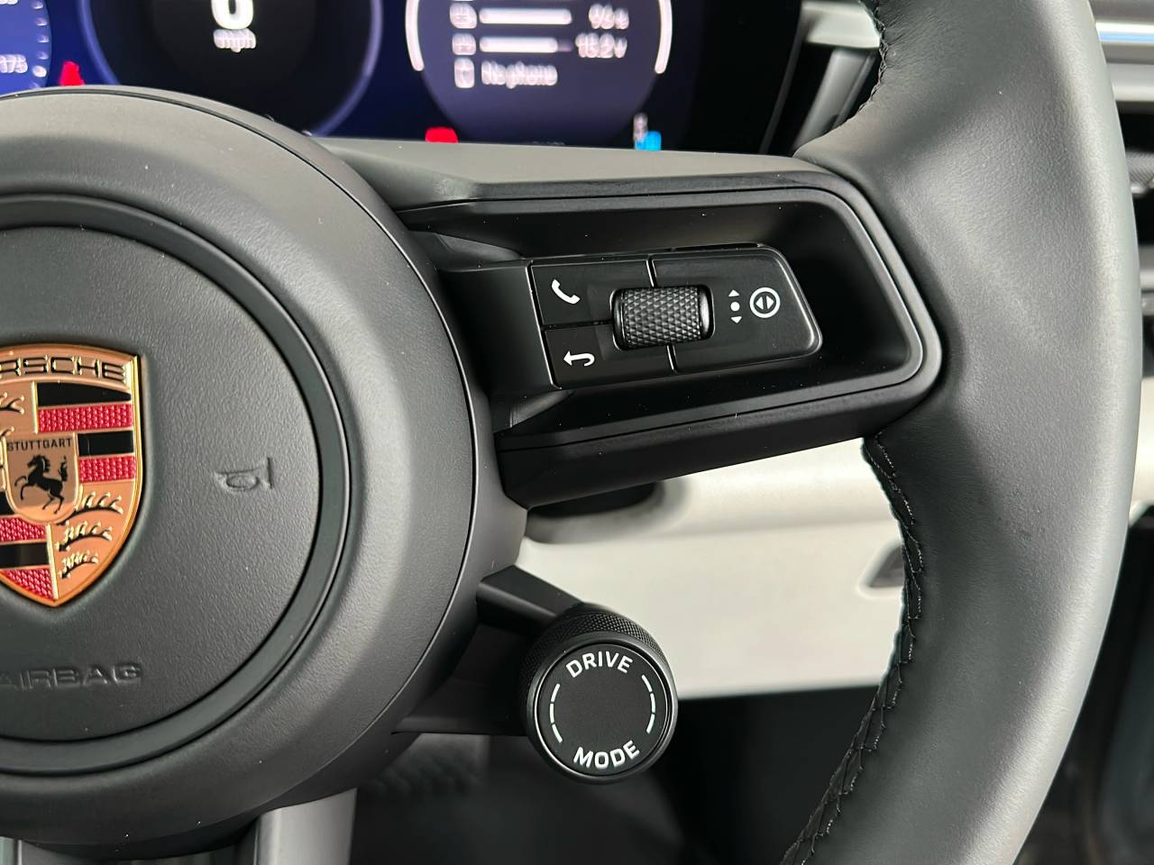 Macan BASE (11) image 35