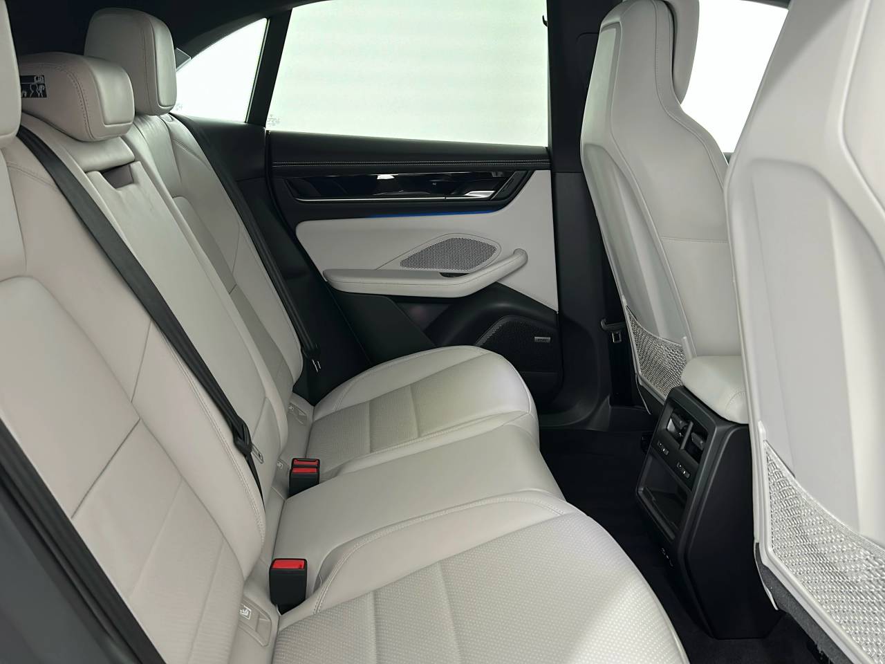 Macan BASE (11) image 25