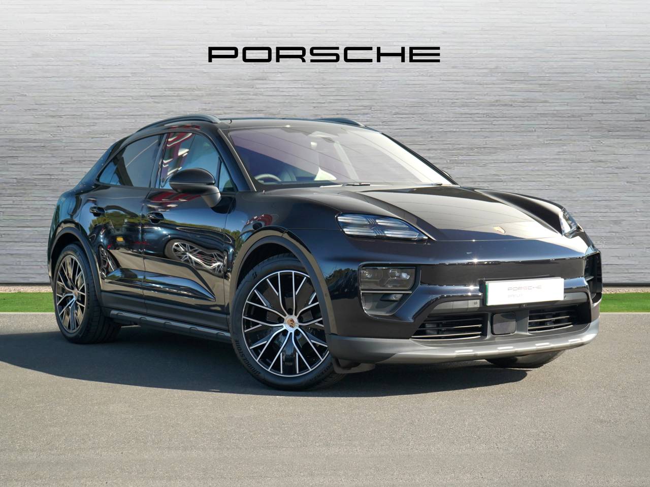 Macan 4