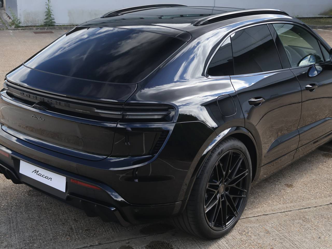 Macan (57) image 13