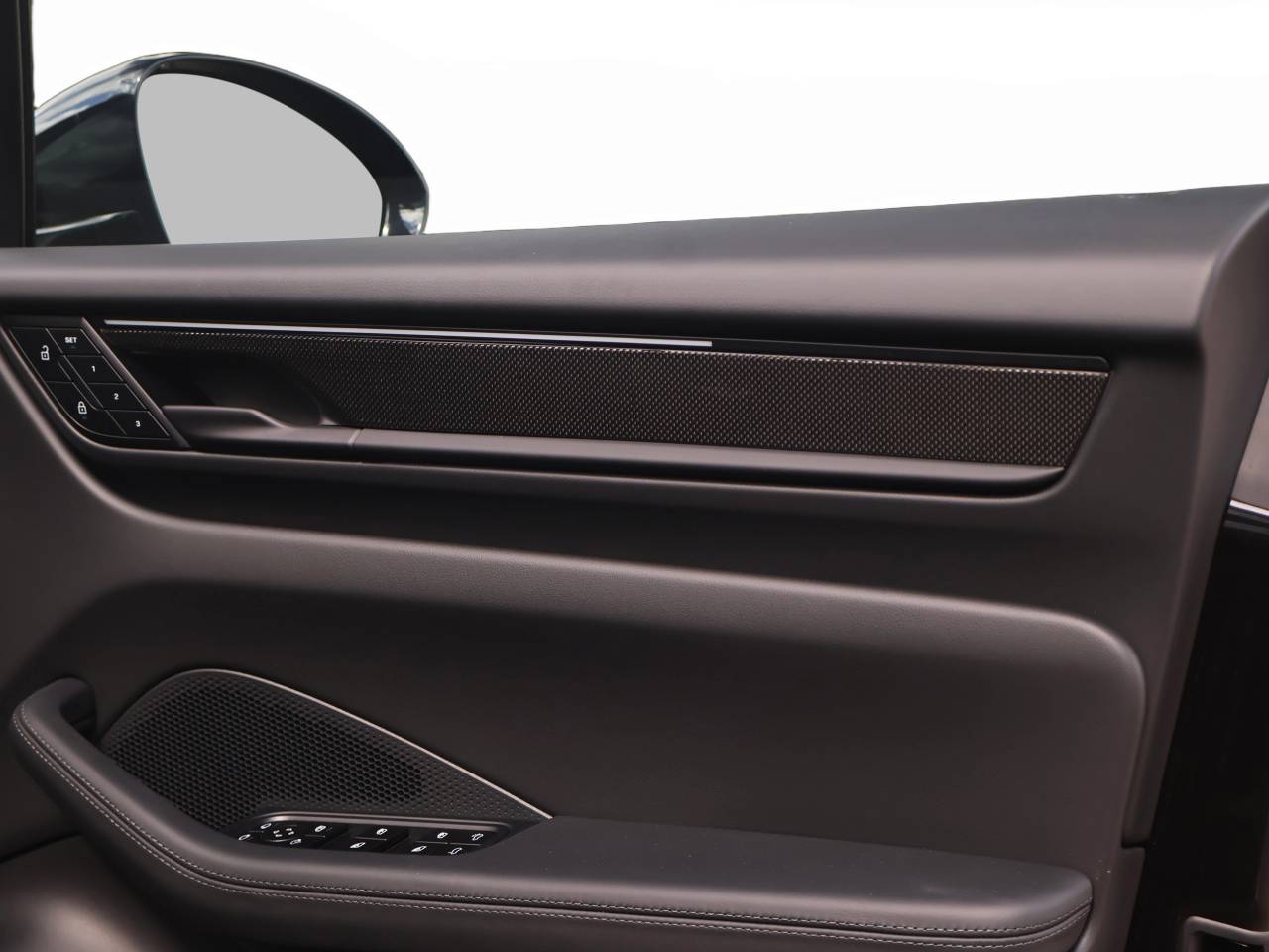 Macan (57) image 23