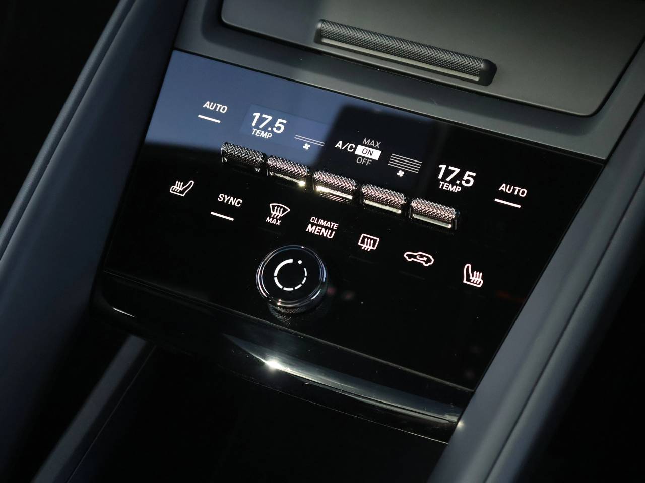 Macan (57) image 19