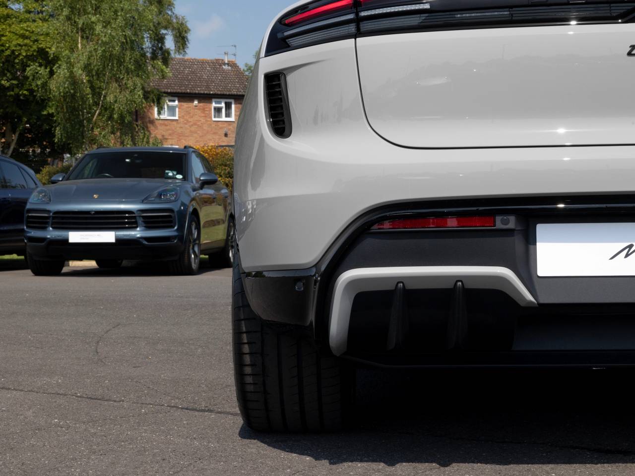Macan (90) image 36