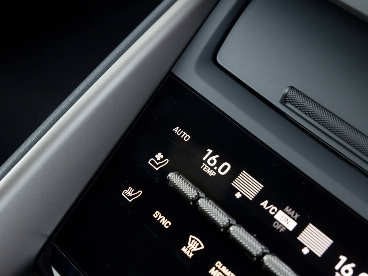 Macan (90) image 50