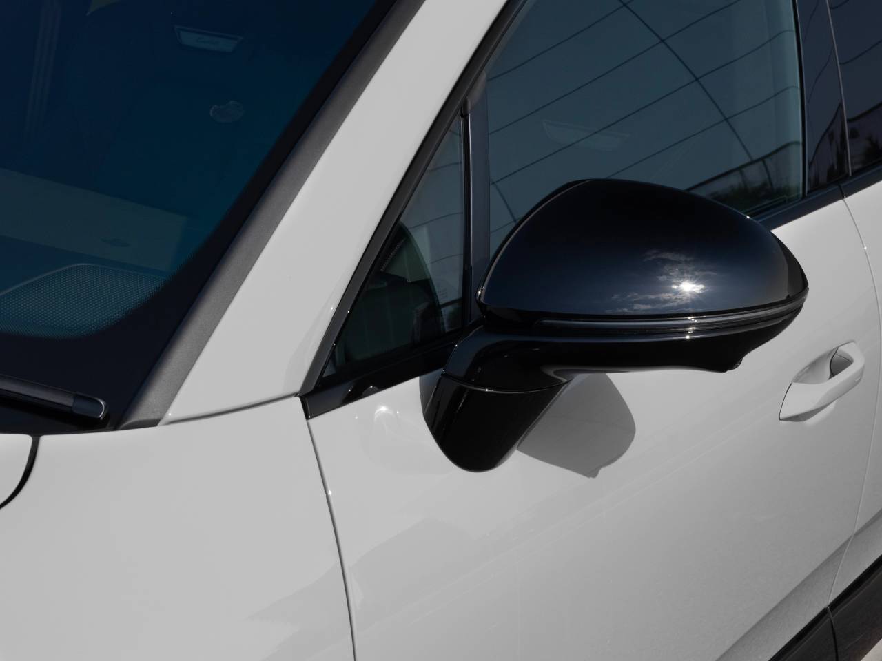 Macan (90) image 21