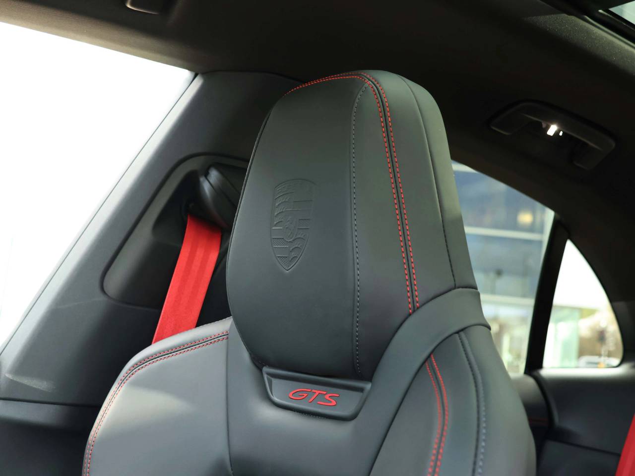 Macan (70) image 30