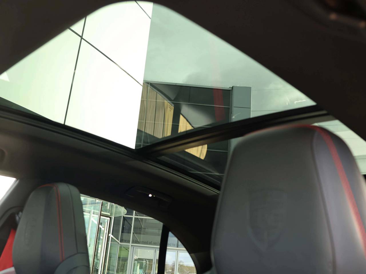 Macan (70) image 28