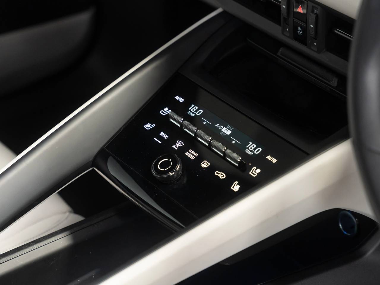 Macan 4S (5) image 24