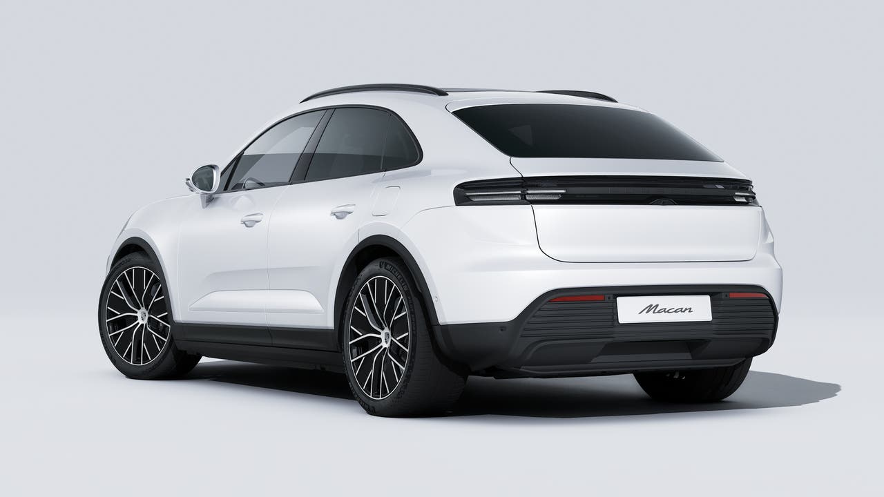 Macan BASE (12) image 03