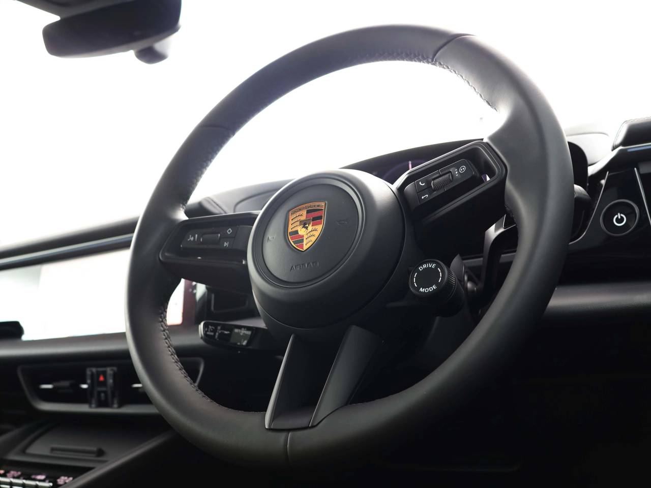 Macan BASE (17) image 14