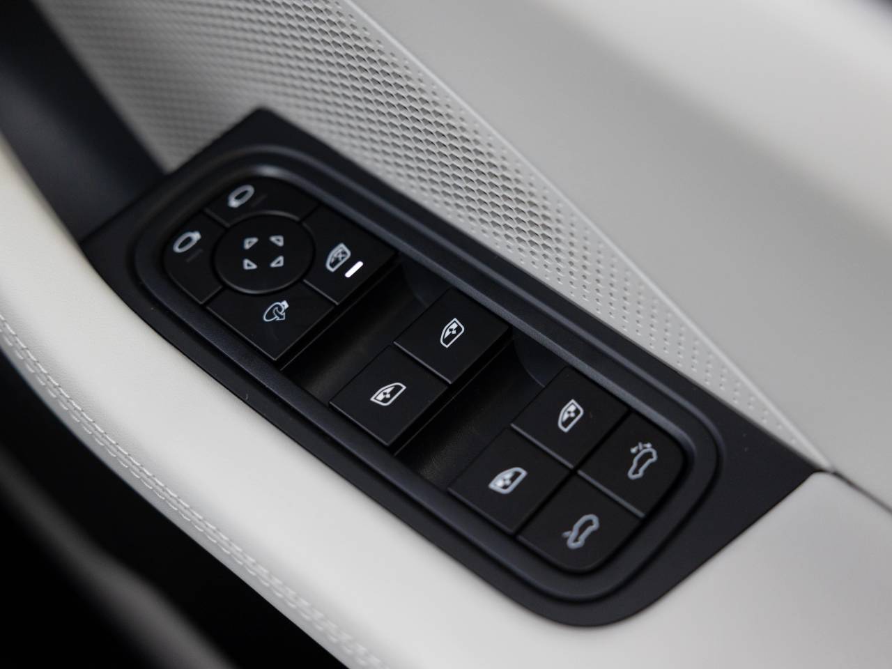 Macan TURBO (3) image 73