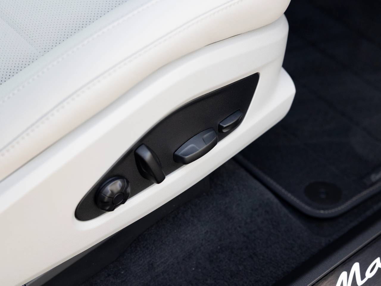 Macan TURBO (3) image 70