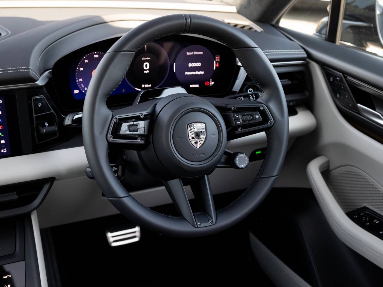 Macan TURBO (3) image 79